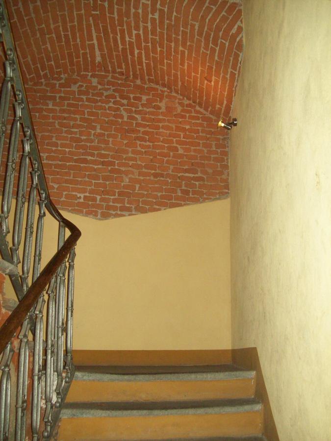 Hotel Excalibur Revello Экстерьер фото
